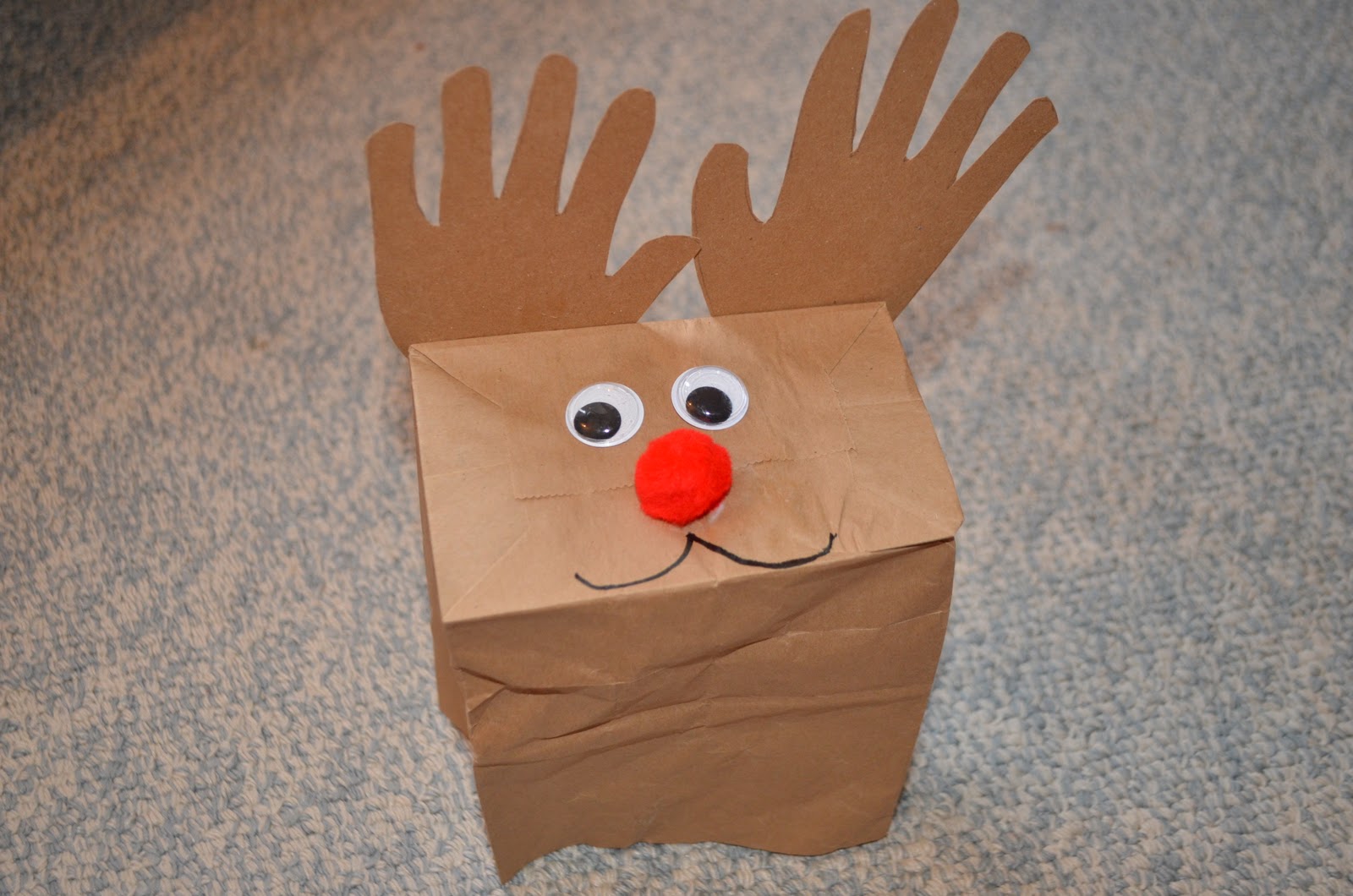 13+ Cute yet Simple Paper Bag Reindeer | Guide Patterns