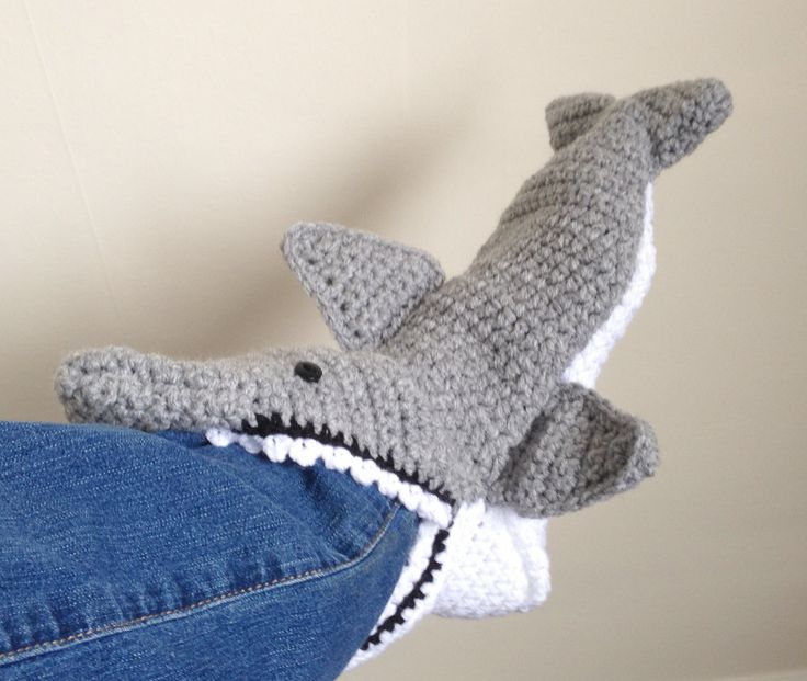 shark booties crochet pattern