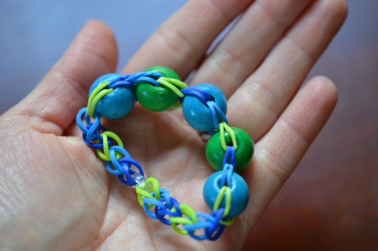 How to Make Rubber Band Bracelets 40 DIYs Guide Patterns