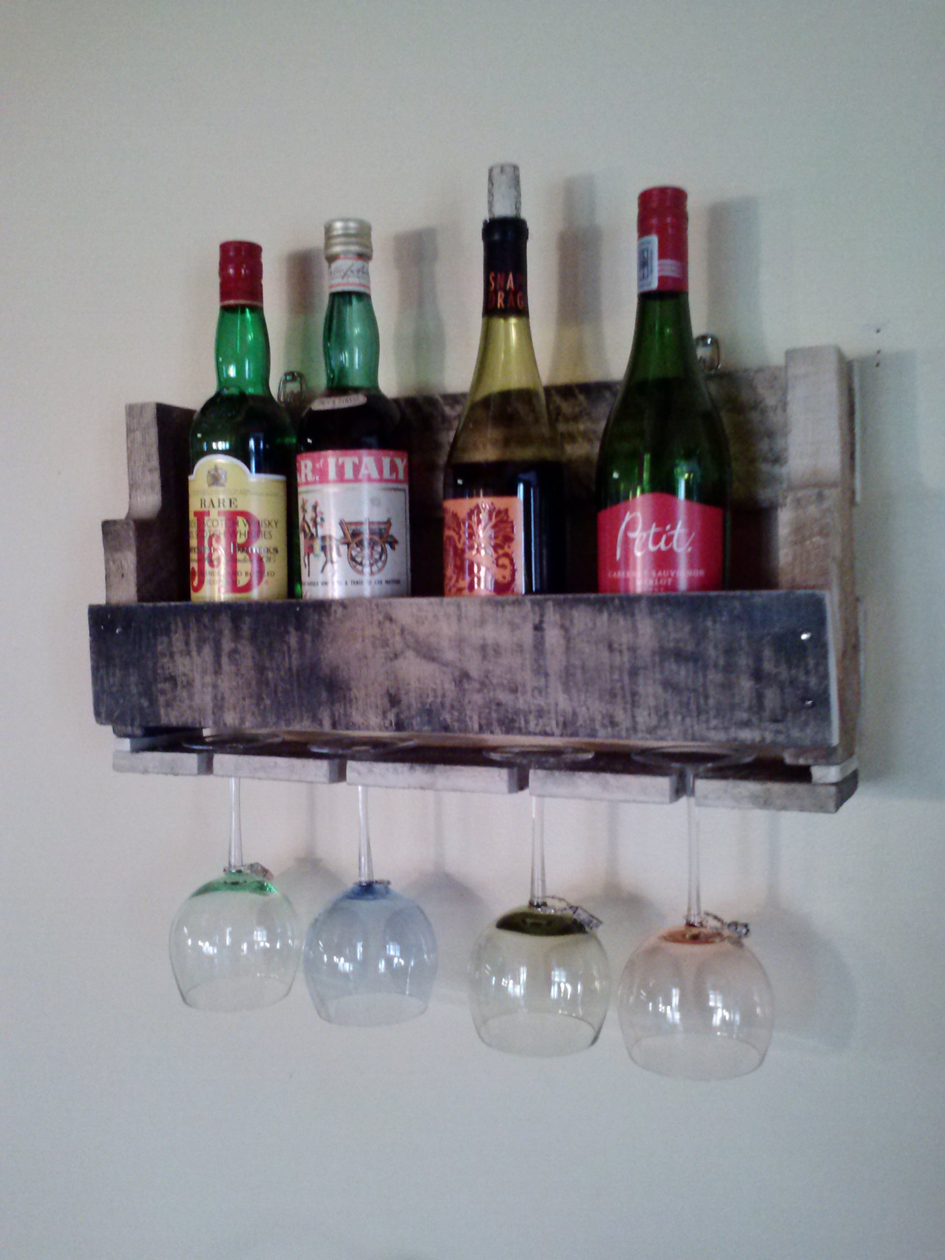 How to Make a Wood Pallet Wine Rack: 22 DIY Plans Guide 