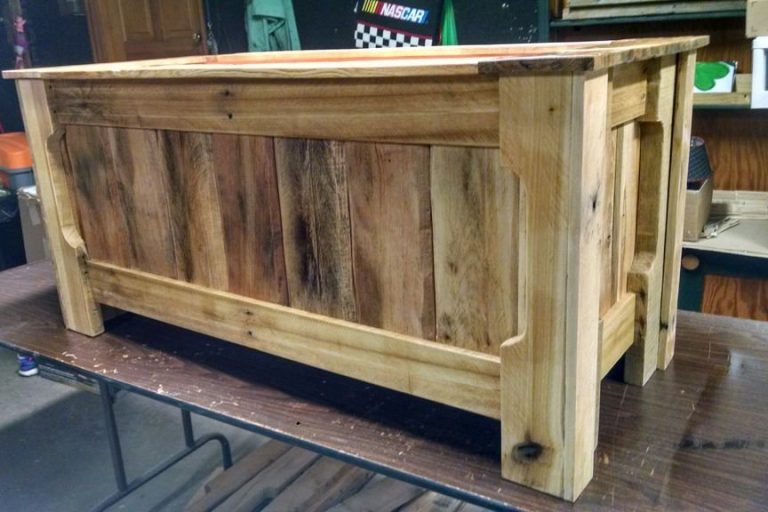 18 Ways to Build a Wood Toy Box Guide Patterns