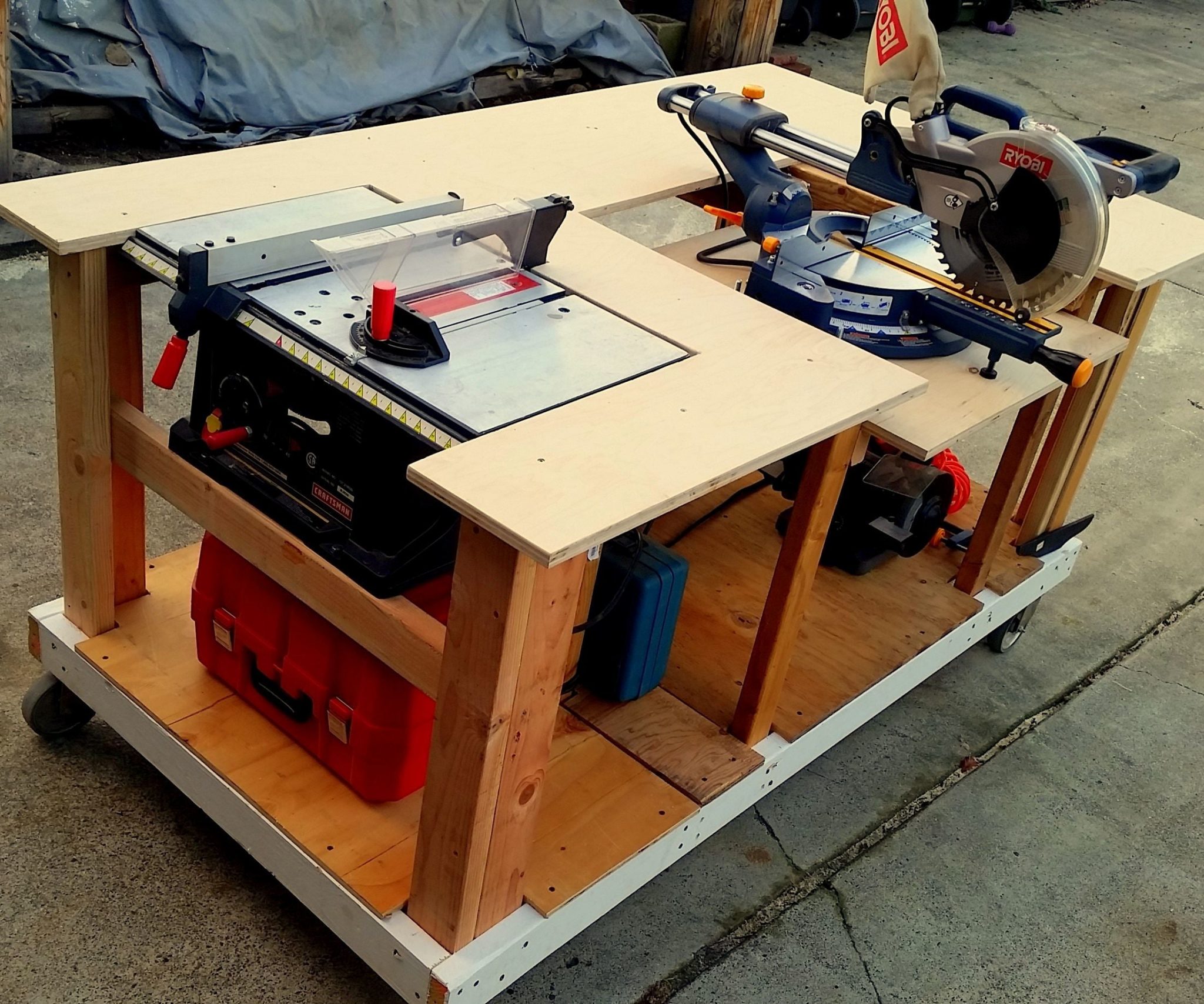 22 DIY Miter Saw Table Plans - Guide Patterns