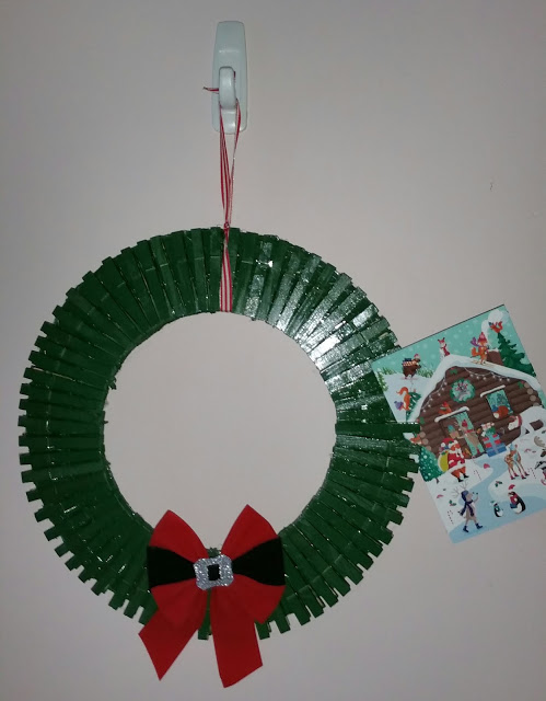 29 Diys To Make A Christmas Card Holder Guide Patterns