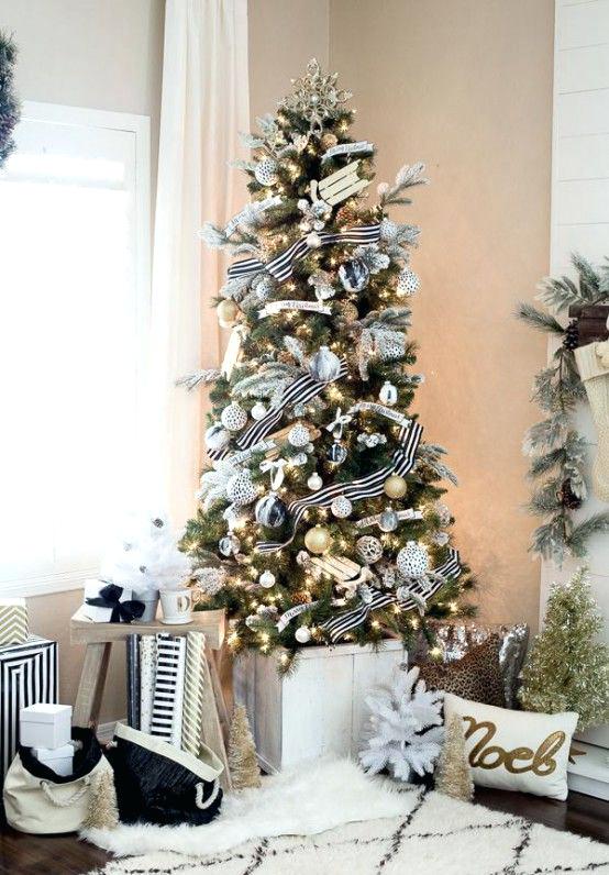 How to Put Ribbon on a Christmas Tree: 20+ Decorating Ideas | Guide ...