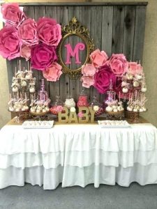 Rustic Pallet Backdrop with Paper Flowers