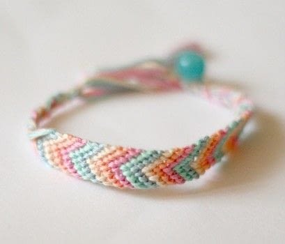 friendship bracelet chevron with border