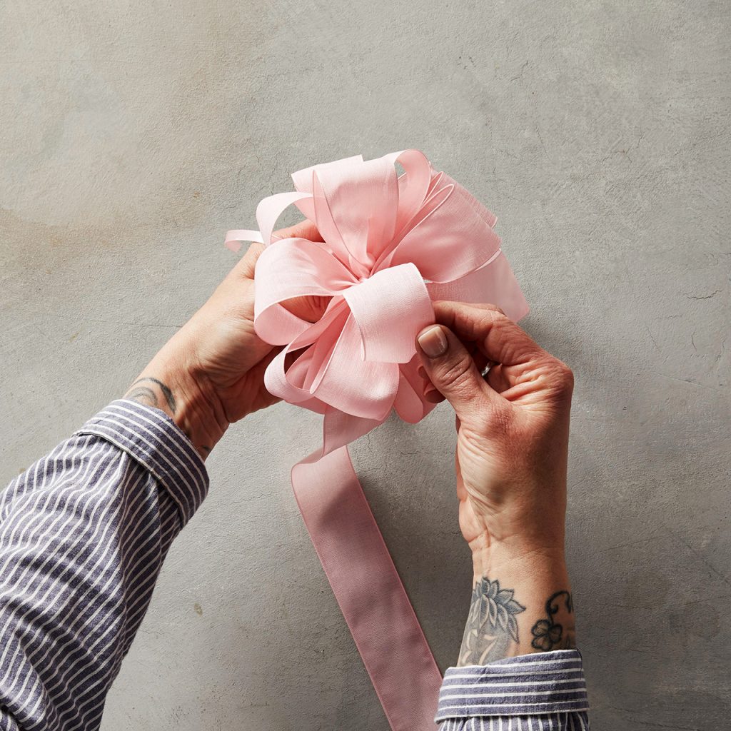 How to make a bow with wired ribbon 19 diys guide patterns