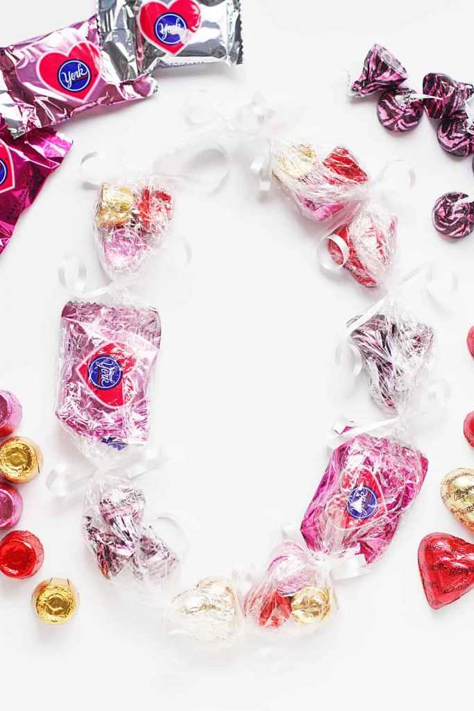 20+ Ways to Make Candy Leis Guide Patterns