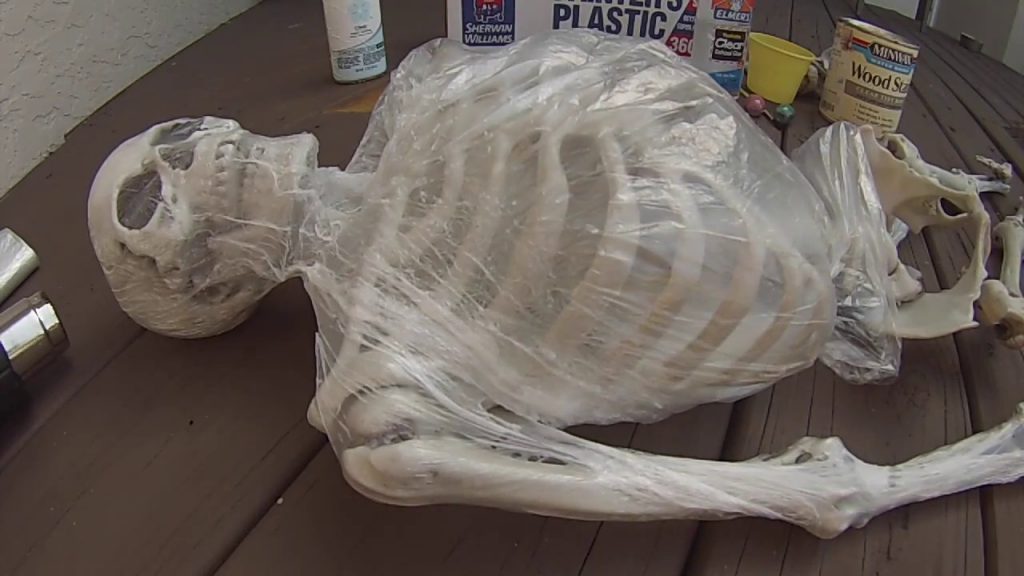 47 + DIYs to Make Scary Halloween Props Hippocrates Guild